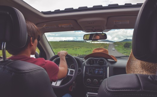 SEGURO AUTO: DEIXE A TRANQUILIDADE VIAJAR COM VOCÊ